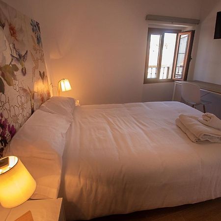Apartamentos Turisticos Abrilymarzo Касерес Екстер'єр фото